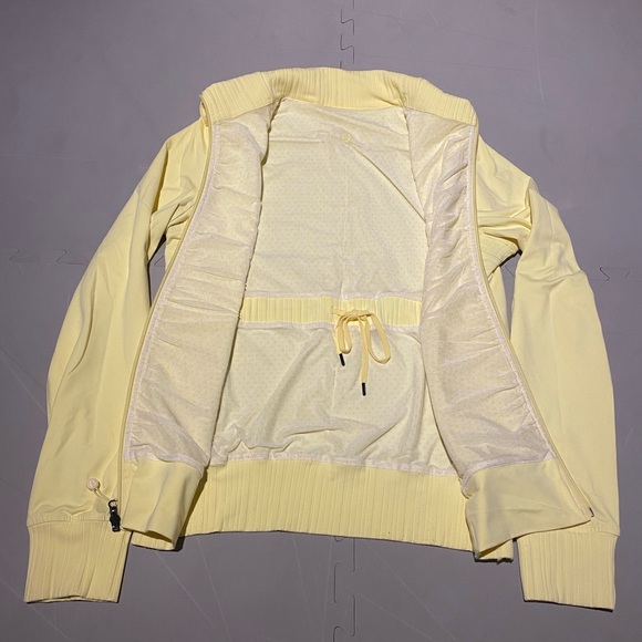 lululemon athletica Jackets & Blazers - LULULEMON RAJA REVERSIBLE JACKET sz 8